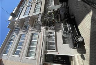 Üsküdar Zeynep Kamil' de Merkeze Yakın 2+1 60 m2 Zemin Kat Daire