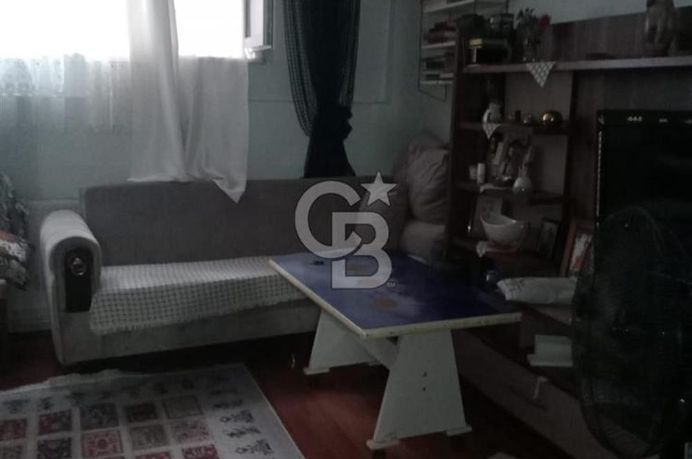 Üsküdar Zeynep Kamil' de Merkeze Yakın 2+1 60 m2 Zemin Kat Daire