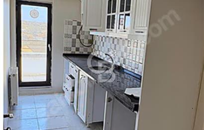 HARAÇÇIDA 2 AYRI DAİRE ŞEKLİNDE DUBLEX CADDE YANI SİTEDE