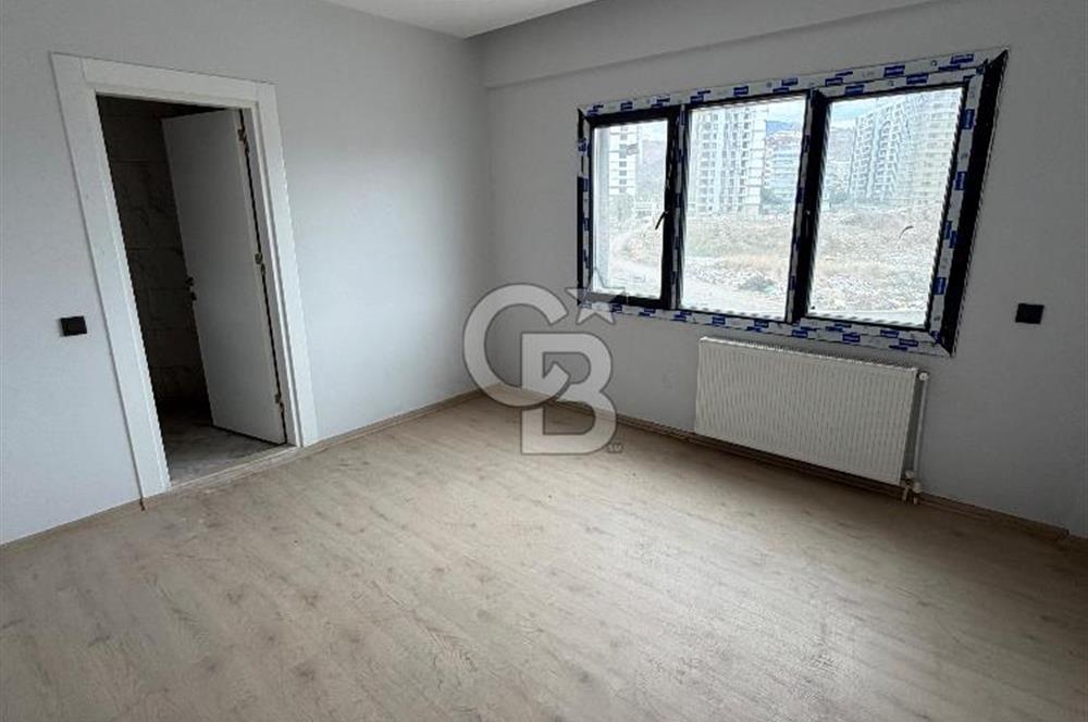 Karşıyaka Örnekköy ROGE TOWER'da Satılık 3+1 Havuzlu Sıfır Daire