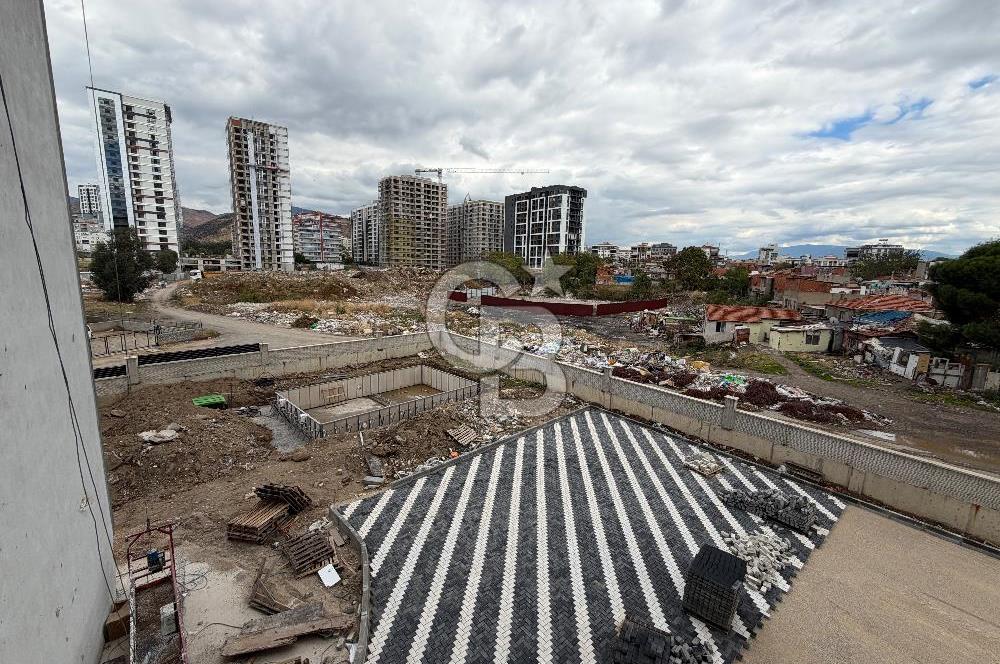 Karşıyaka Örnekköy ROGE TOWER'da Satılık 3+1 Havuzlu Sıfır Daire