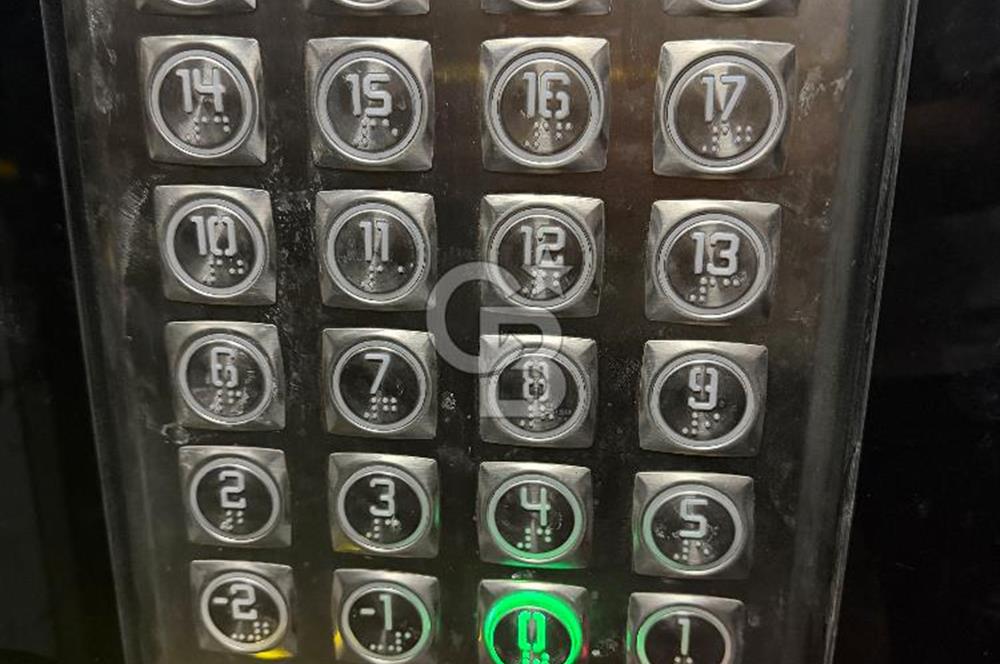 Karşıyaka Örnekköy ROGE TOWER'da Satılık 3+1 Havuzlu Sıfır Daire