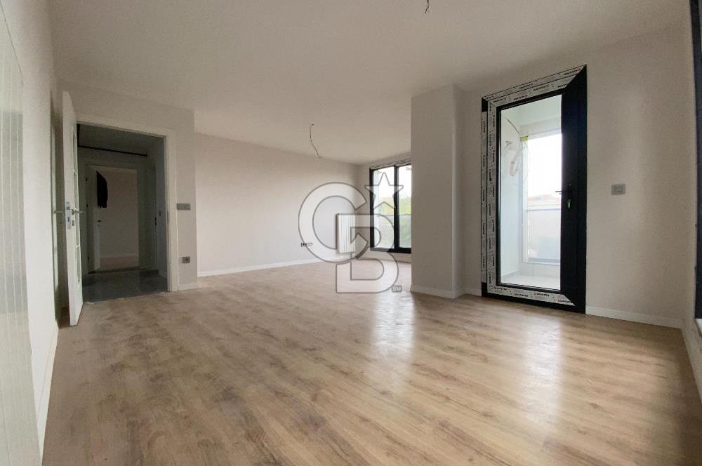 Üsküdar Mimoza Evleri Sitesinde Satılık 3+1 Otoparklı Daire