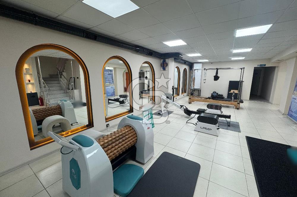 NARLIDERE'NİN MERKEZİNDE DEVREN DİYETİSYEN, PİLATES SPOR MERKEZİ