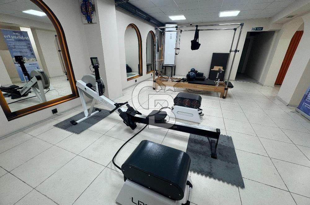 NARLIDERE'NİN MERKEZİNDE DEVREN DİYETİSYEN, PİLATES SPOR MERKEZİ