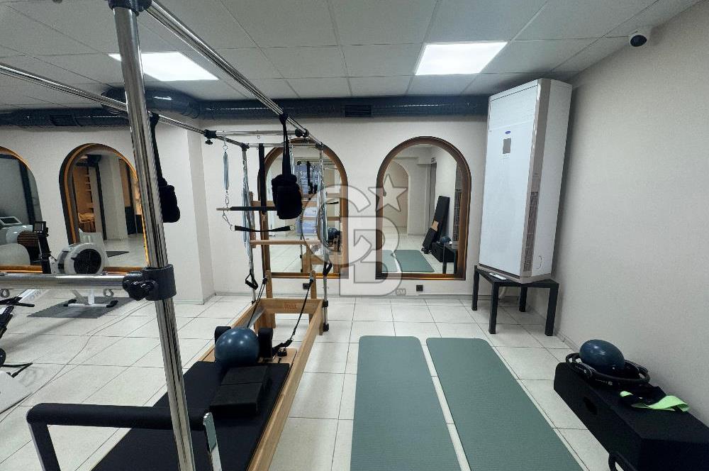 NARLIDERE'NİN MERKEZİNDE DEVREN DİYETİSYEN, PİLATES SPOR MERKEZİ