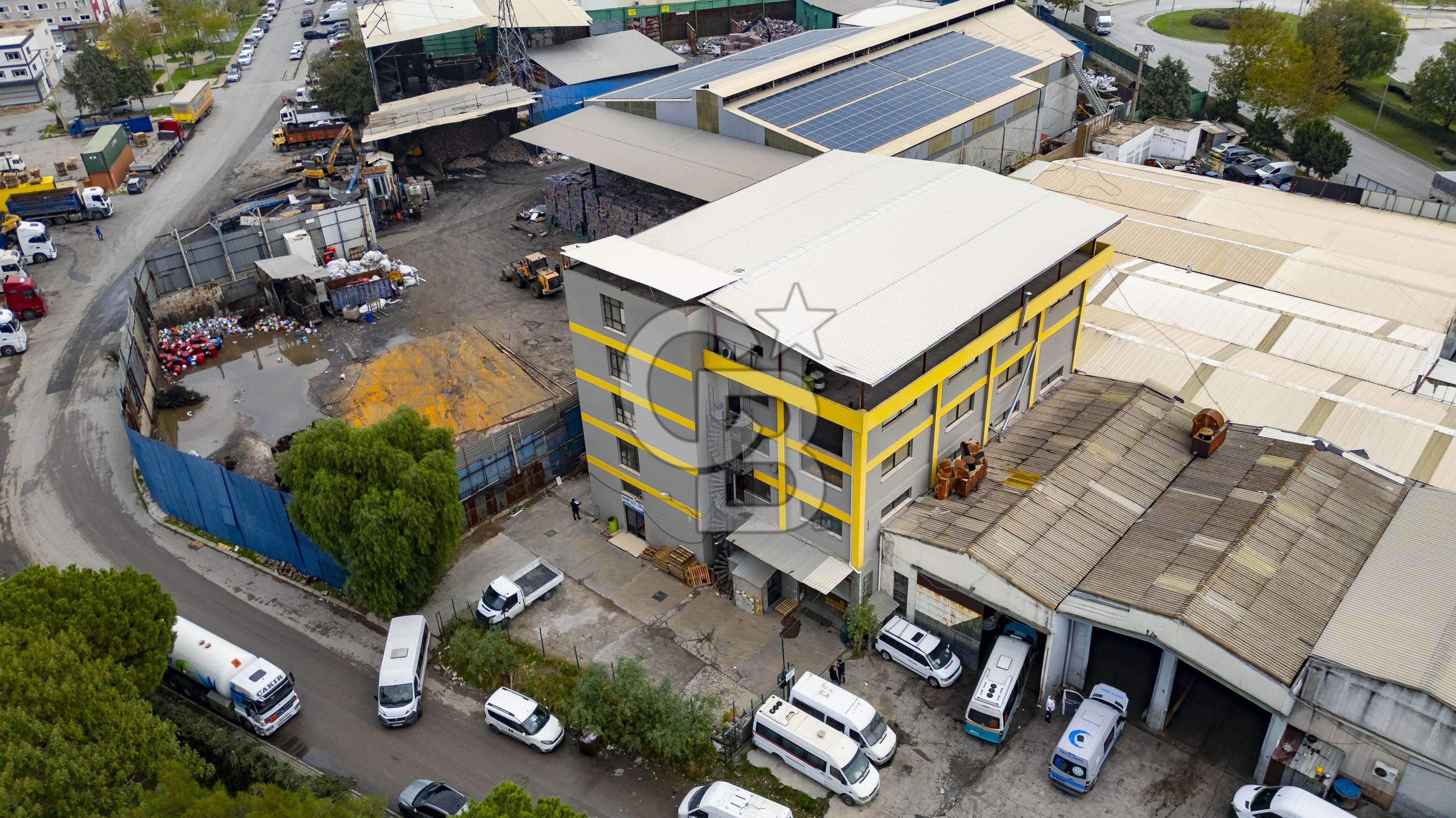 Bornova Karacaoğlan Mh.4 Katlı Üretim Tesisi Kiralık Komple Bina 