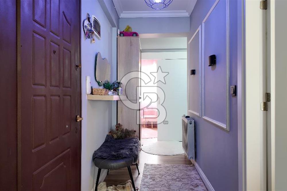 Karşıyaka Yalı’da Full Tadilatlı, Giyinme Odalı Lüks 3+1 Daire