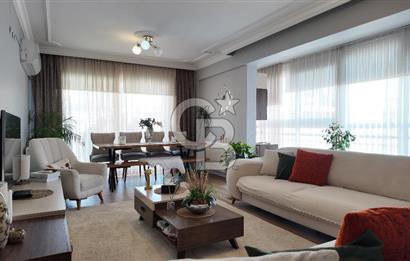 Karşıyaka Yalı’da Full Tadilatlı, Giyinme Odalı Lüks 3+1 Daire