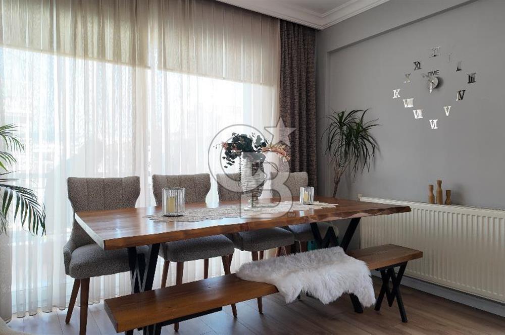 Karşıyaka Yalı’da Full Tadilatlı, Giyinme Odalı Lüks 3+1 Daire
