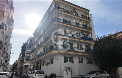 Karşıyaka Yalı’da Full Tadilatlı, Giyinme Odalı Lüks 3+1 Daire