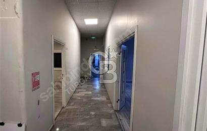 Sultanbeyli Yan Yolda Tem Cepheli Komple Bina