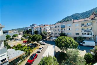 BALÇOVA MERKEZİ KONUMDA SATILIK 3+1 DAİRE