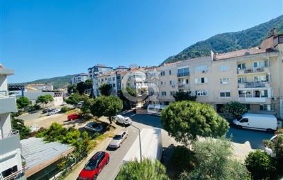 BALÇOVA MERKEZİ KONUMDA SATILIK 3+1 DAİRE