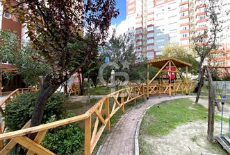 Beylikdüzü Atatürk Bulvarında Siteiçi Satılık 3+1 Daire