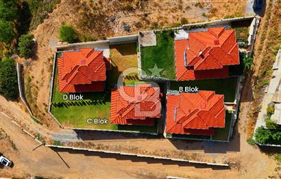 Datça Burgaz'da Panoramik Deniz Manzaralı 6+2 Villa