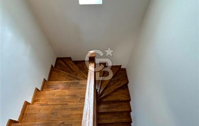 Datça Burgaz'da Panoramik Deniz Manzaralı 6+2 Villa