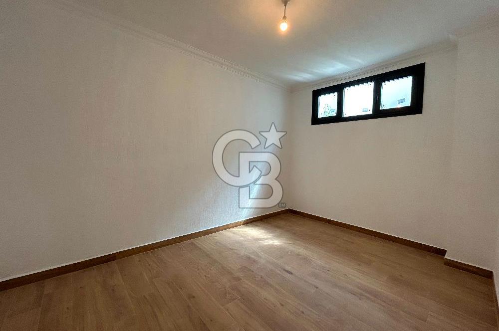 Datça Burgaz'da Panoramik Deniz Manzaralı 6+2 Villa