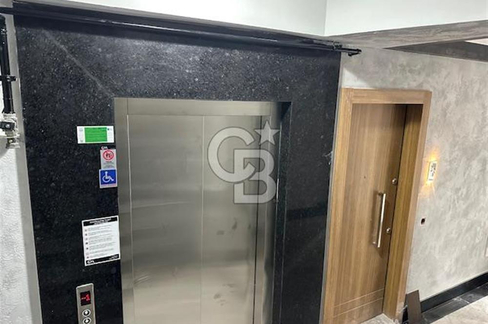 Tek Yetkili! Göztepe Bağdat Caddesi Yakını 3+1 Ofis ve Konut