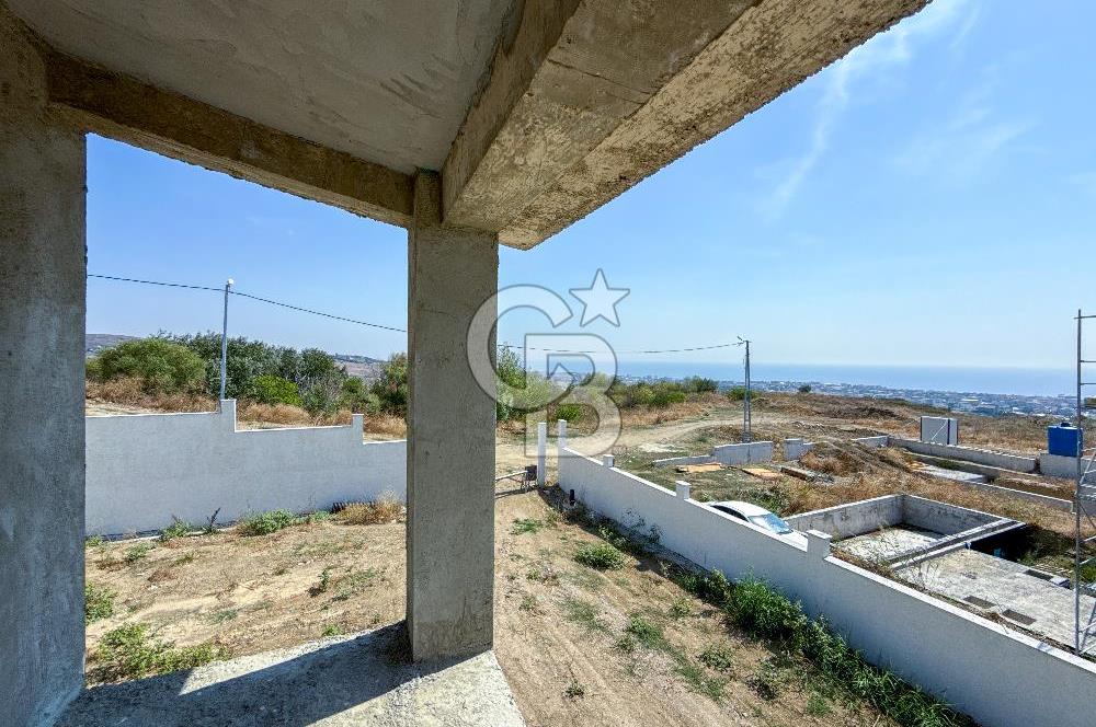 Silivri Selimpaşa' da Komple Deniz Manzaralı Natamam Villa – 3 Katlı, Geniş Bahçeli ve Hobi Alanlı Villa