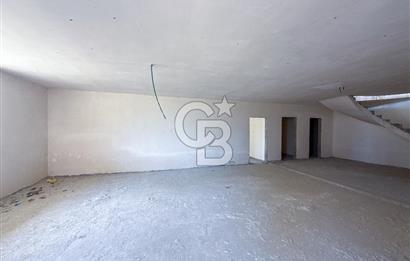 Silivri Selimpaşa' da Komple Deniz Manzaralı Natamam Villa – 3 Katlı, Geniş Bahçeli ve Hobi Alanlı Villa