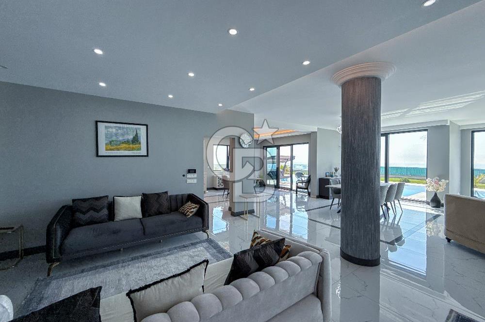 Silivri Selimpaşa'da 2.250 m² Arsa İçinde Malikâne ve Villa – Özel Tasarım, Ultra Lüks Yaşam Alanı