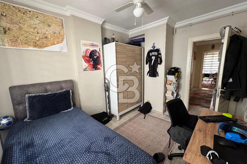 ZÜBEYDE HANIM MAHALLESİNDE SATILIK DOĞALGAZLI 2+1