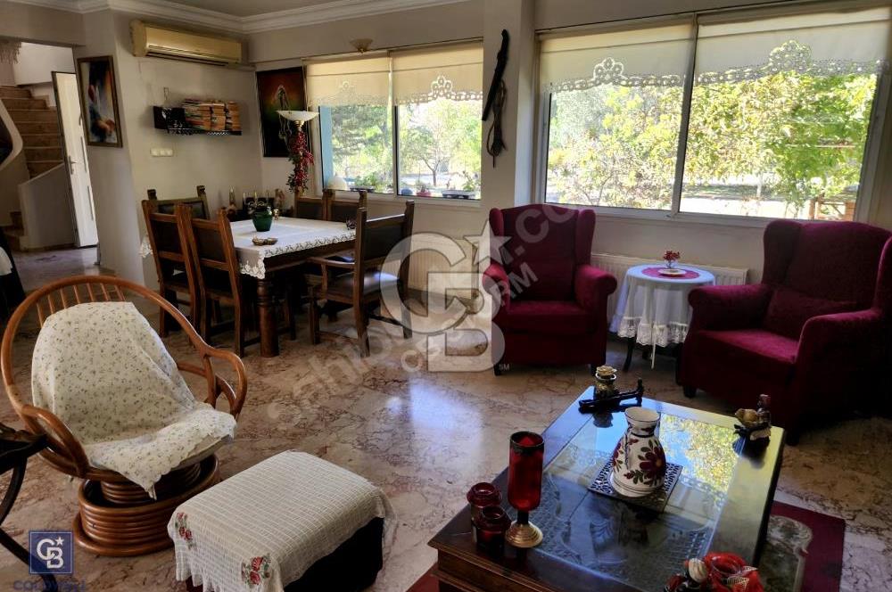 URLA ALTINKÖY ÇİFTLİK EVLERİ'NDE 3+1 DUBLEKS VİLLA