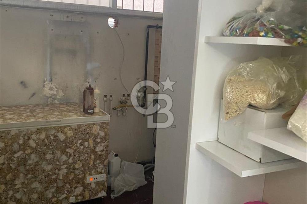 KÜÇÜKÇEKMECE MEHMET AKİF MAH DEVREN KİRALIK BÜFE YÜKSEK GETİRİLİ