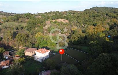 ÇANAKKALE LAPSEKİ GÜRECİ KÖYÜNDE SATILIK KÖYİÇİ İMARLI ARSA