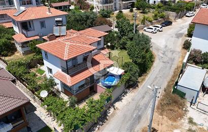 Datça'da Her Odasından Deniz Manzarasına Sahip Satılık 3+1 Villa