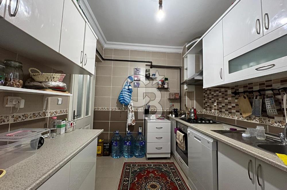 ŞEHİTLERDE SULTAN FATİH CADDE YAKINI GİRİŞ KAT TÜM CEPHELER AÇIK