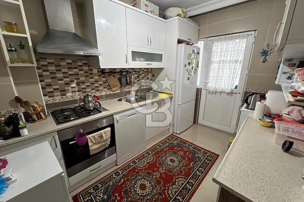 ŞEHİTLERDE SULTAN FATİH CADDE YAKINI GİRİŞ KAT TÜM CEPHELER AÇIK