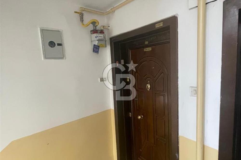 Çankaya İşçi Blokları Mahallesinde Okul Yanı  3+1 Kiralık Daire