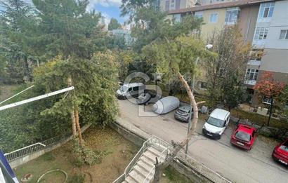 Çankaya İşçi Blokları Mahallesinde Okul Yanı  3+1 Kiralık Daire