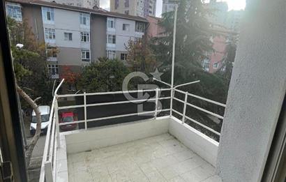 Çankaya İşçi Blokları Mahallesinde Okul Yanı  3+1 Kiralık Daire