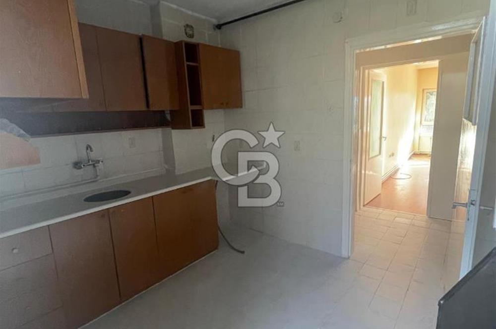 Çankaya İşçi Blokları Mahallesinde Okul Yanı  3+1 Kiralık Daire