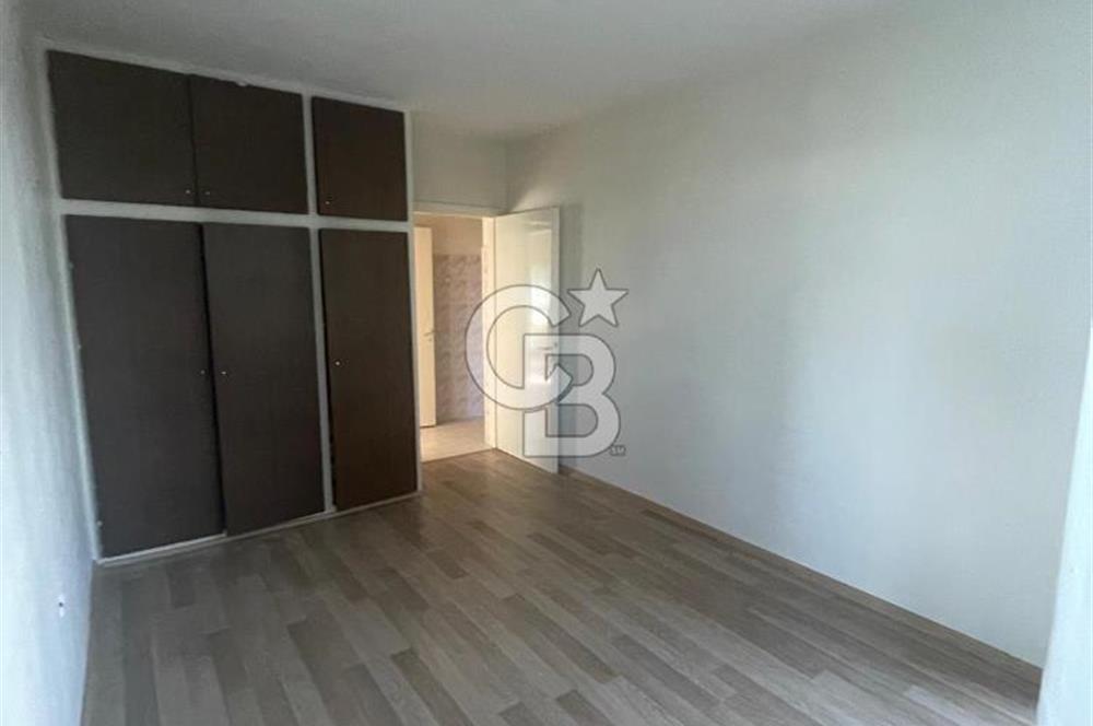 Çankaya İşçi Blokları Mahallesinde Okul Yanı  3+1 Kiralık Daire