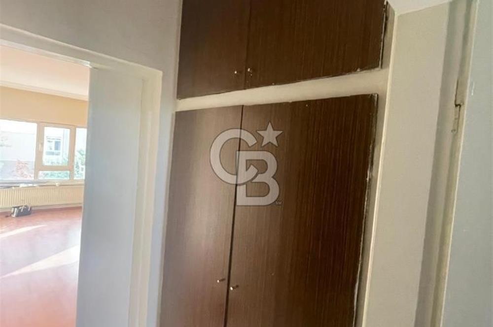 Çankaya İşçi Blokları Mahallesinde Okul Yanı  3+1 Kiralık Daire