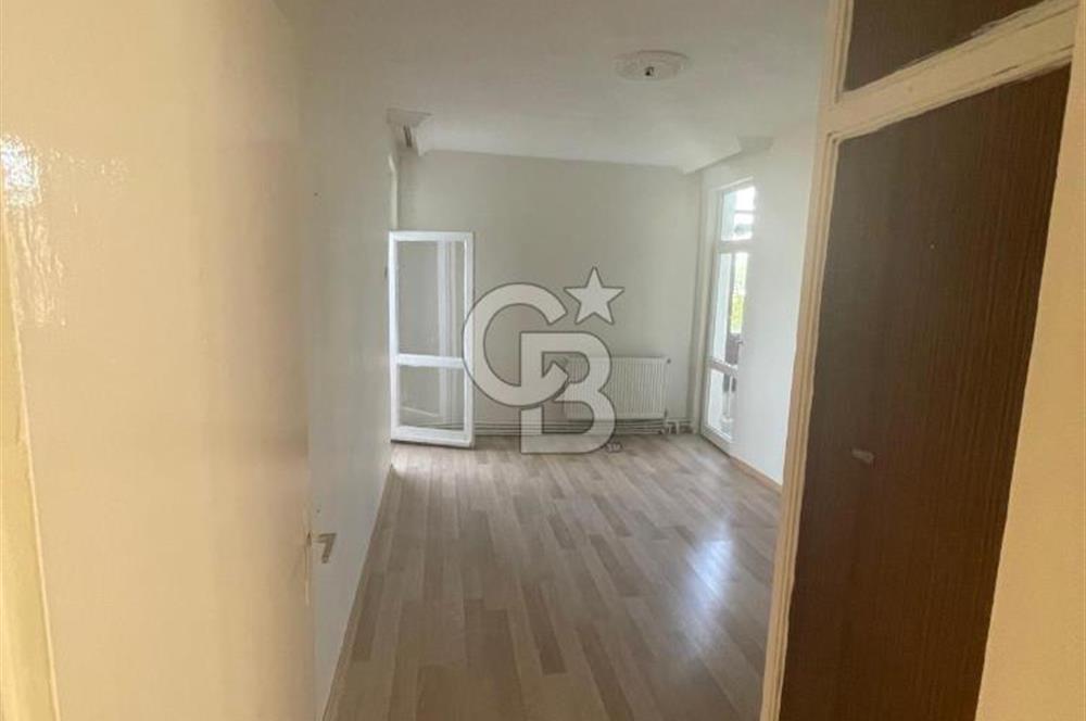 Çankaya İşçi Blokları Mahallesinde Okul Yanı  3+1 Kiralık Daire