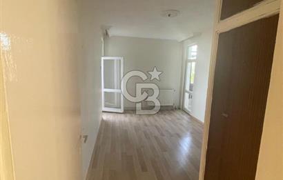 Çankaya İşçi Blokları Mahallesinde Okul Yanı  3+1 Kiralık Daire