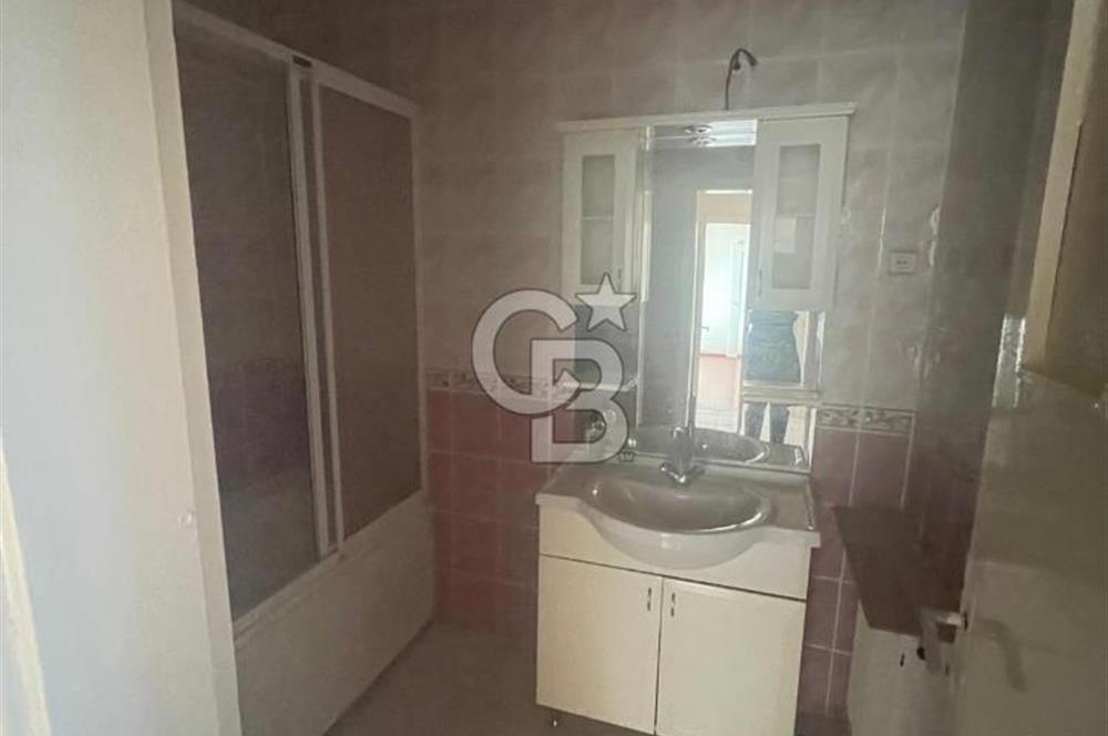 Çankaya İşçi Blokları Mahallesinde Okul Yanı  3+1 Kiralık Daire