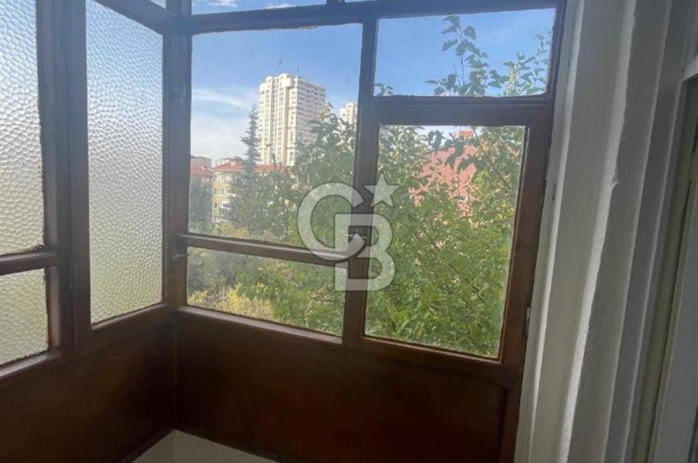 Çankaya İşçi Blokları Mahallesinde Okul Yanı  3+1 Kiralık Daire
