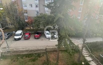 Çankaya İşçi Blokları Mahallesinde Okul Yanı  3+1 Kiralık Daire