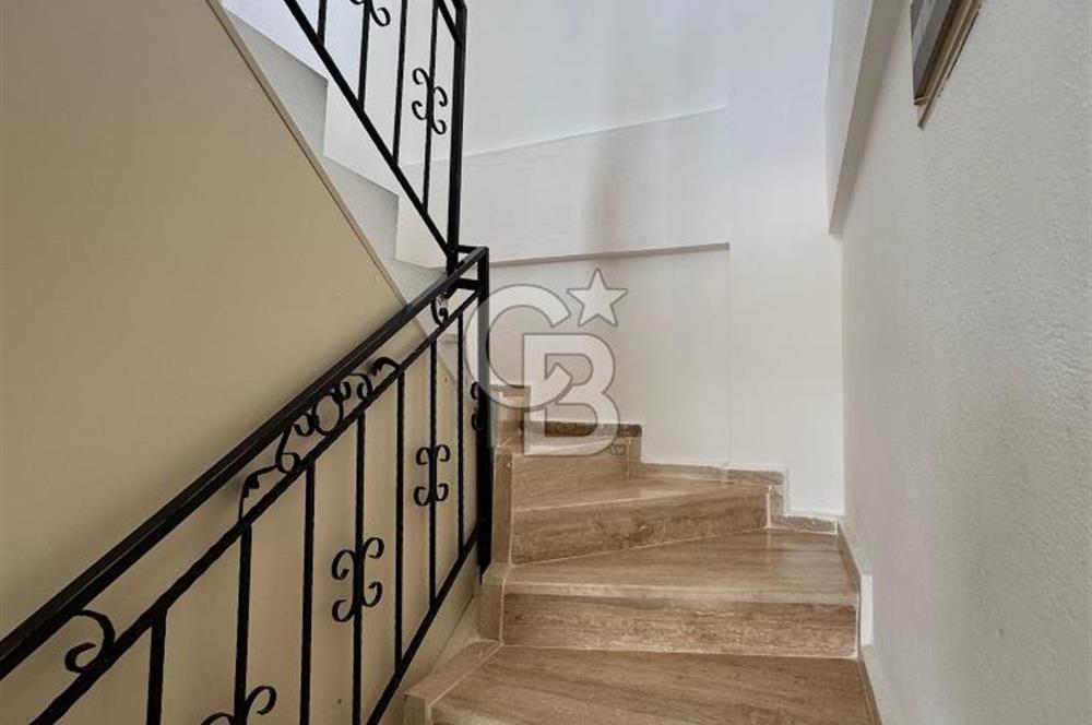 Datça'da Her Odasından Deniz Manzarasına Sahip Satılık 3+1 Villa