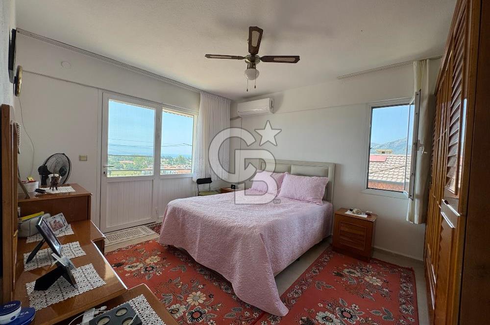 Datça'da Her Odasından Deniz Manzarasına Sahip Satılık 3+1 Villa