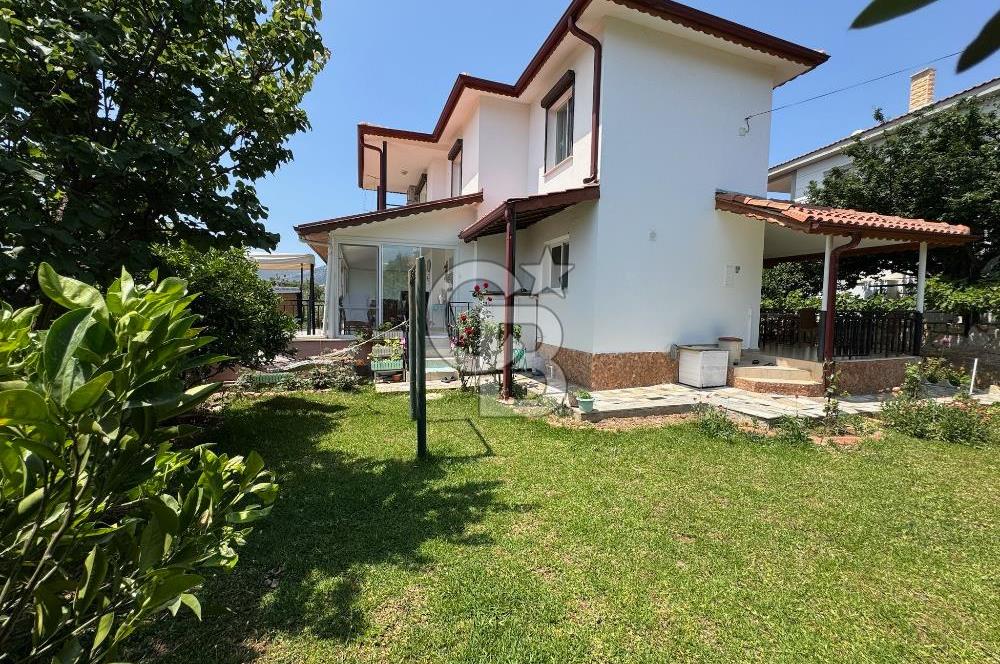 Datça'da Her Odasından Deniz Manzarasına Sahip Satılık 3+1 Villa