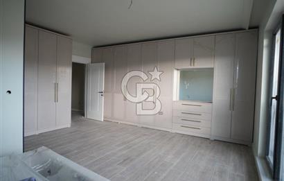 ELMADAĞ TATLICA MAHALLESİNDE SİTE'DE SATILIK 4+1 LÜKS VİLLA