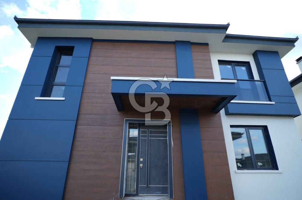 ELMADAĞ TATLICA MAHALLESİNDE SİTE'DE SATILIK 4+1 LÜKS VİLLA