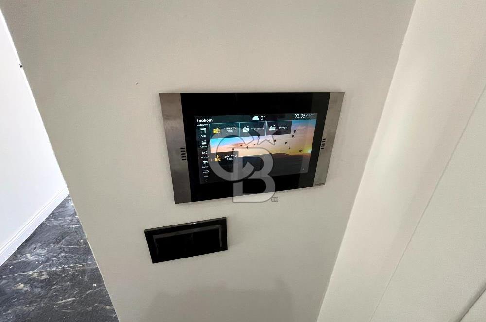 JASSE'DEN KUŞADASIN'DA TRİPLEX HAVUZLU BAHÇELİ